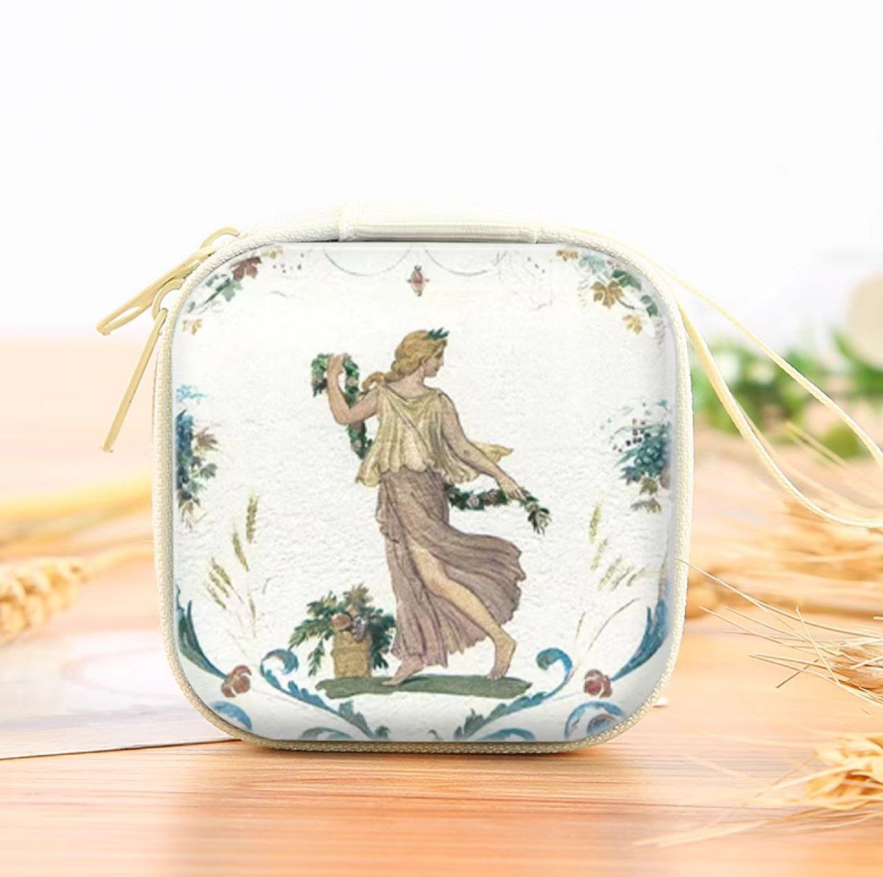 Монетница — Вариант 8